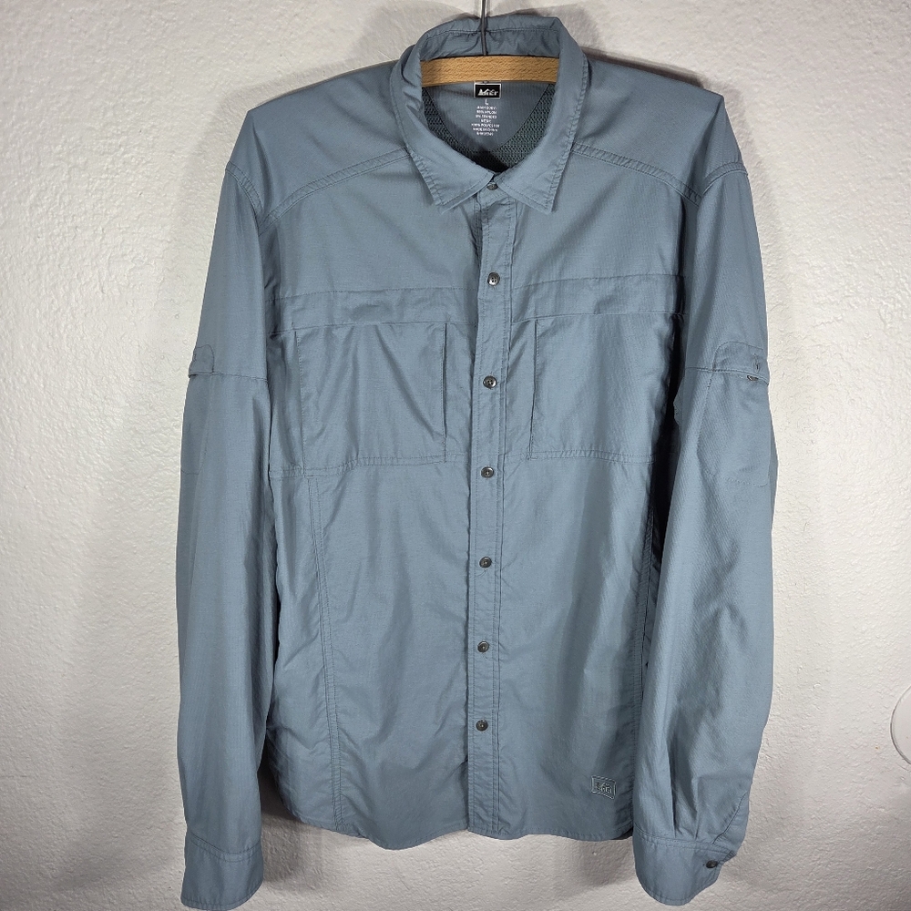 REI Shirt Men’s Blue Nylon Mesh Size L Vented Long Sleeve Button Up Outdoor